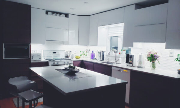 What is the Real Difference Between Modern & Contemporary Kitchens?